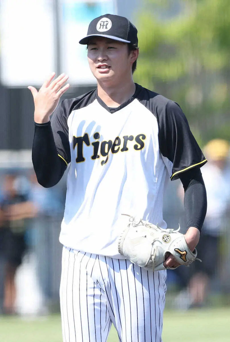 【画像・写真】阪神・津田淳哉　3年目飛躍へ新兵器“松井フォーク”　合同自主トレで伝家の宝刀授かった