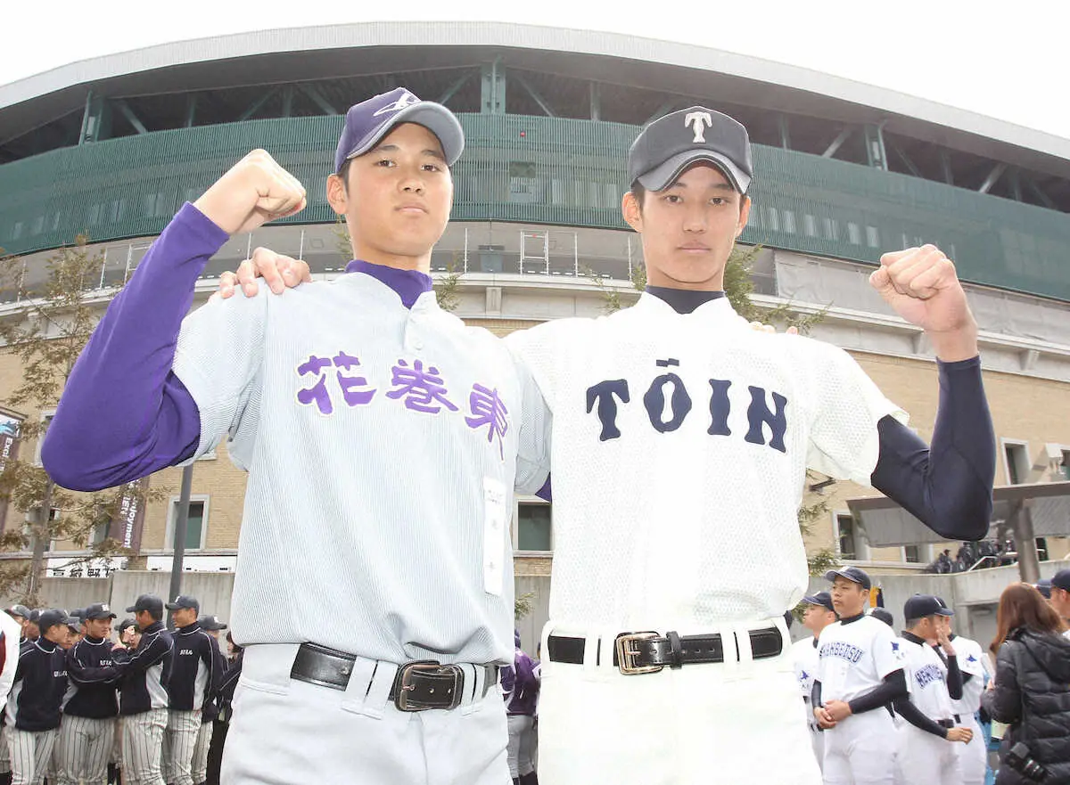 【画像・写真】12年3月20日、対戦を翌日に控え、健闘と誓いあう大阪桐蔭・藤浪（右）と花巻東・大谷