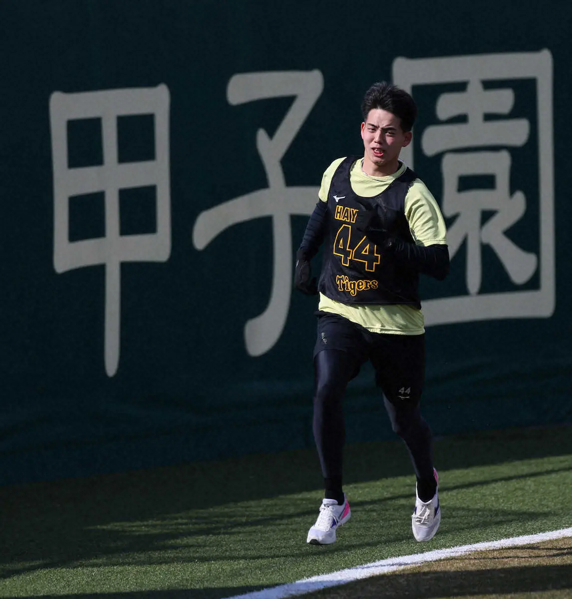 【画像・写真】阪神ドラ3・岡城快生＆ドラ4・早瀬朔　具志川キャンプで先輩たちの技術盗むぞ！