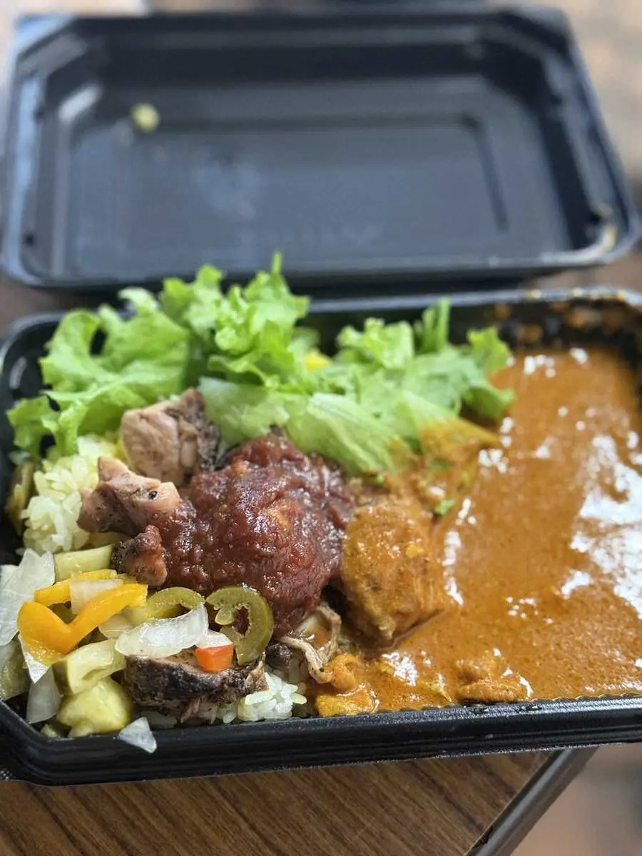 【画像・写真】日本ハムのキャンプ恒例「新庄ランチ」　初日は「バターチキンカレーのジャークチキン乗せ」