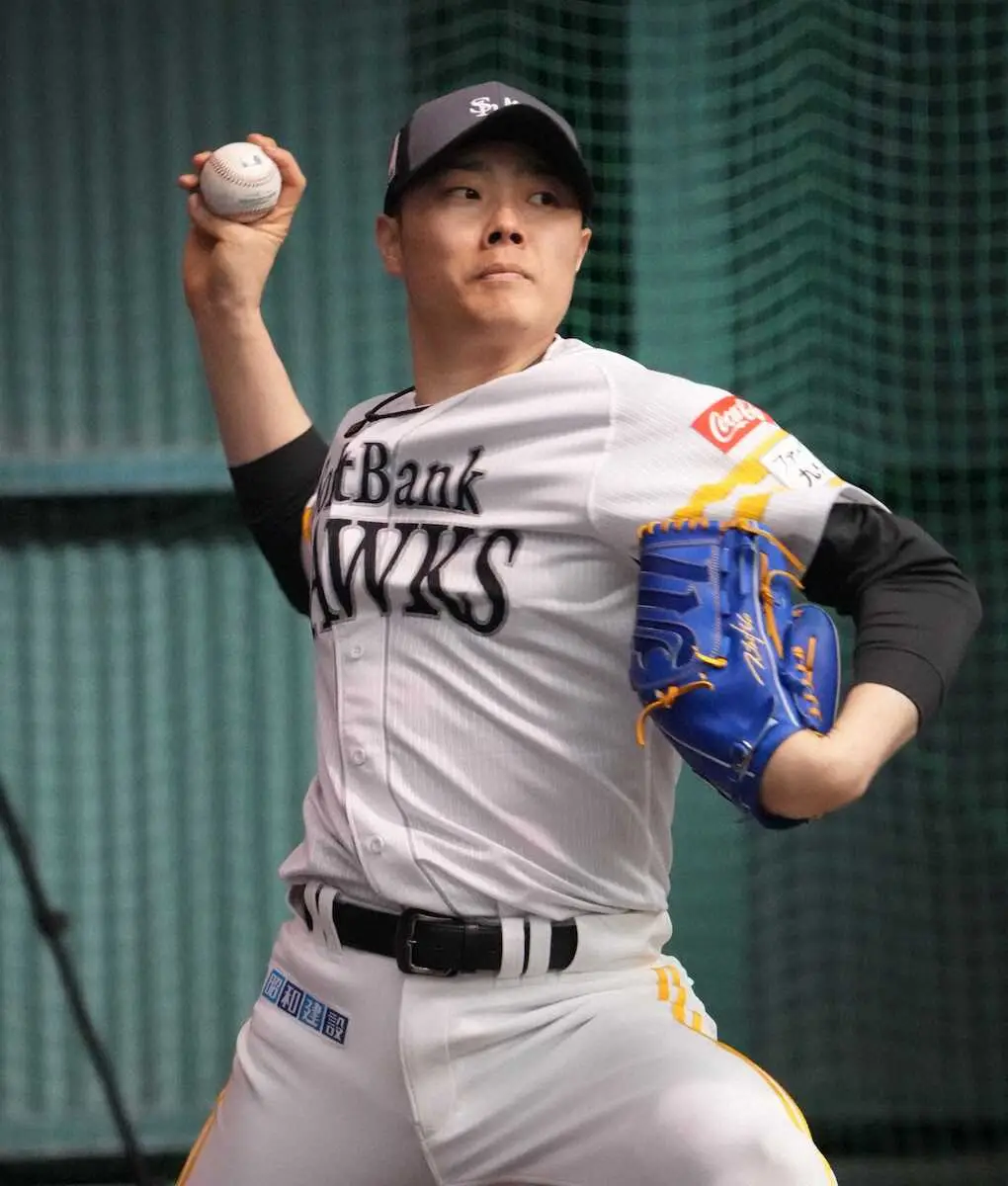 【画像・写真】侍ジャパンのソフトバンク松本裕樹が初ブルペンで30球　昨秋から使い続けるWBC球でフォーク手応え