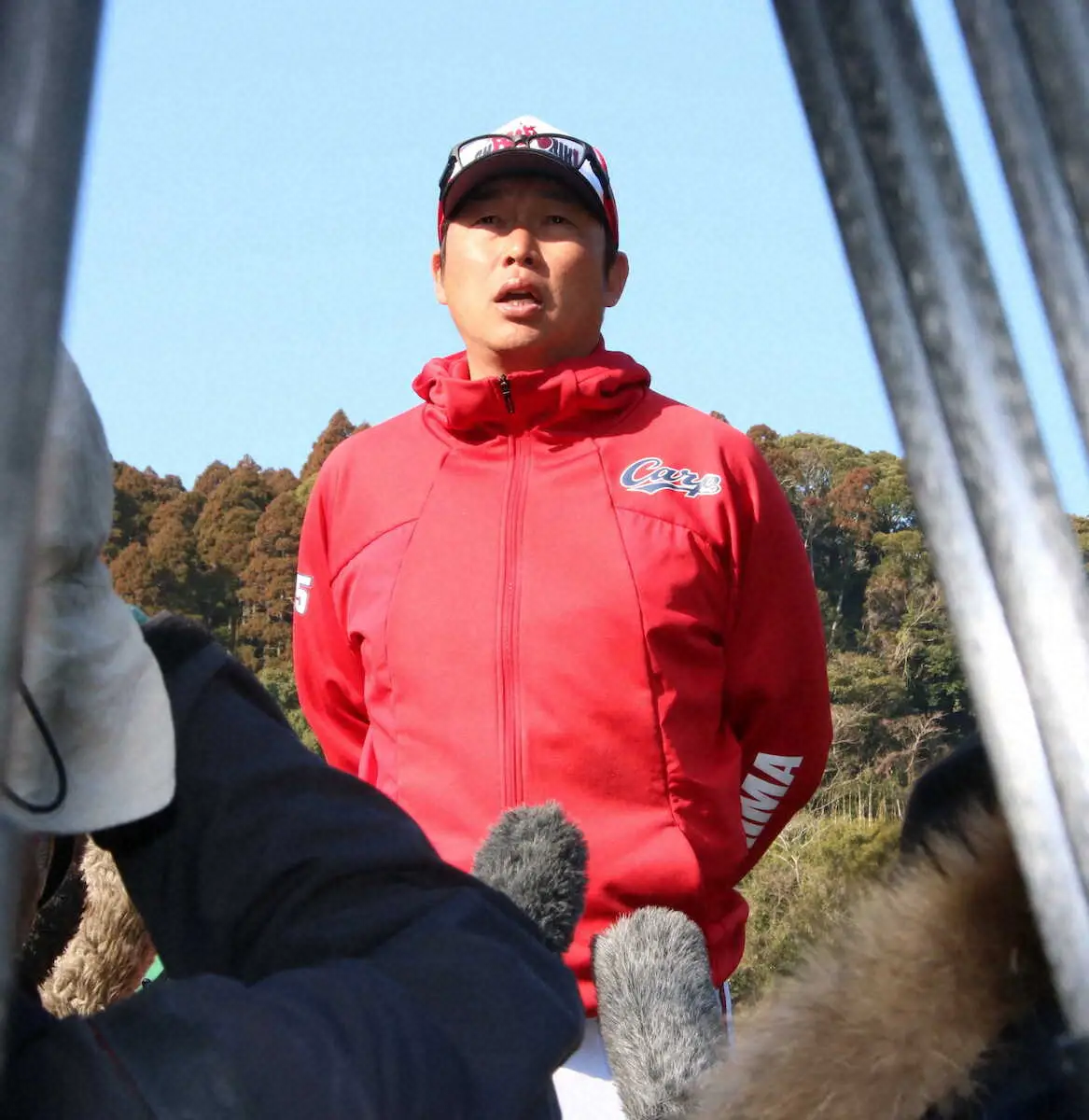 【画像・写真】広島　宮崎県日南市での1次キャンプ終了　14日から沖縄市で2次キャンプ　新井監督は厳しい姿勢