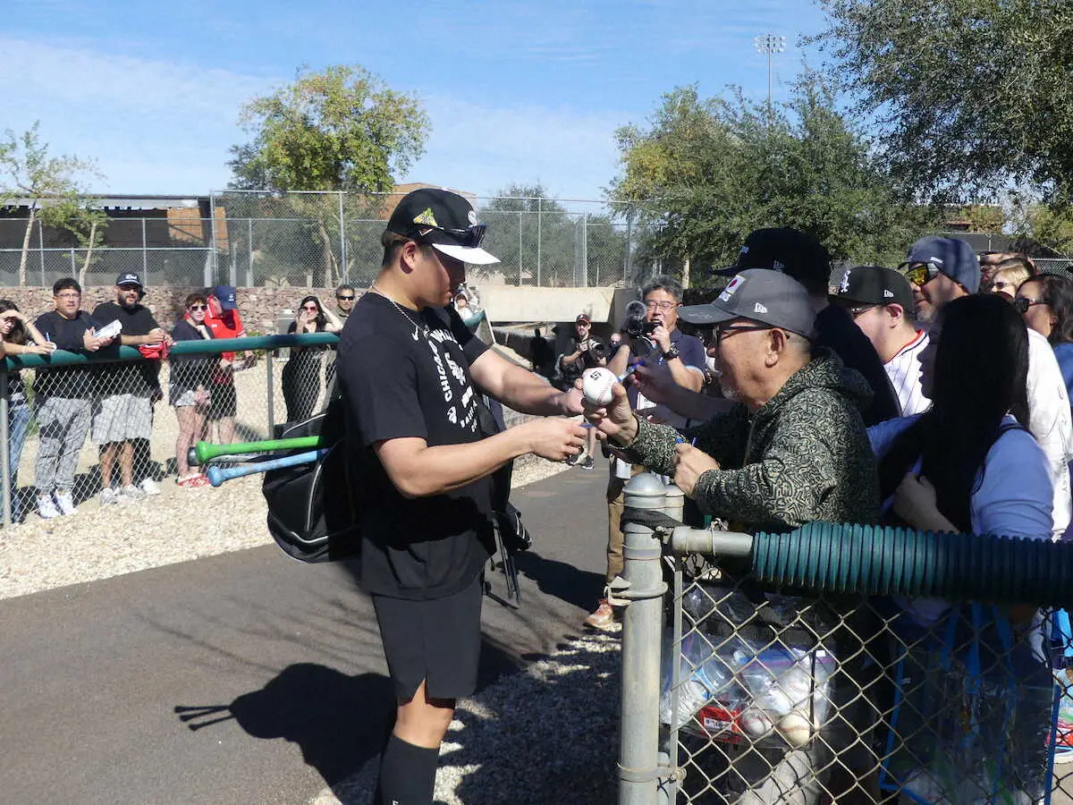 【画像・写真】ホワイトソックス・村上が一塁本格挑戦　フリー打撃では28スイング中8本柵越え