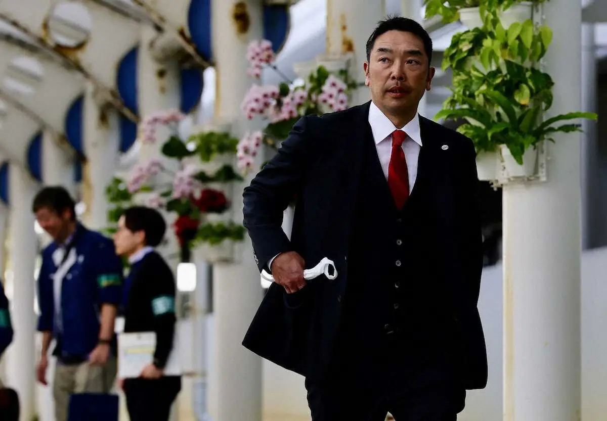 【画像・写真】巨人・阿部監督　投手陣にクイック投法の意識付け求める　拡大ベース導入で