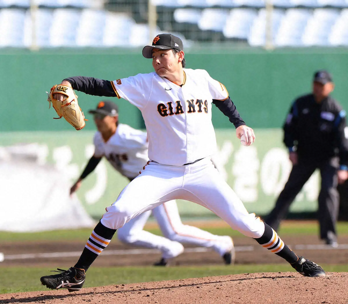 【画像・写真】巨人　“開幕投手”竹丸、4番には石塚　今季初対外試合スタメン発表