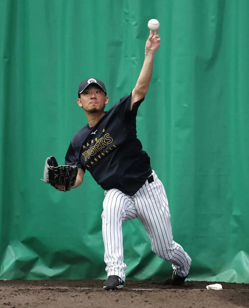 【画像・写真】阪神・伊藤将司がブルペン投球再開　11日の紅白戦で打球直撃して降板