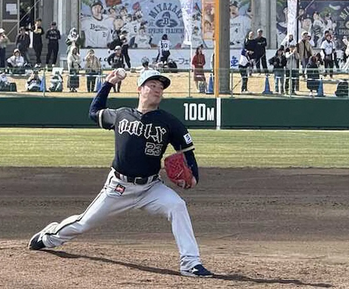 【画像・写真】オリックス吉田輝星　TJ手術後初ライブBP登板「もう一個リミッターが外れる感じ」22日に実戦登板予定