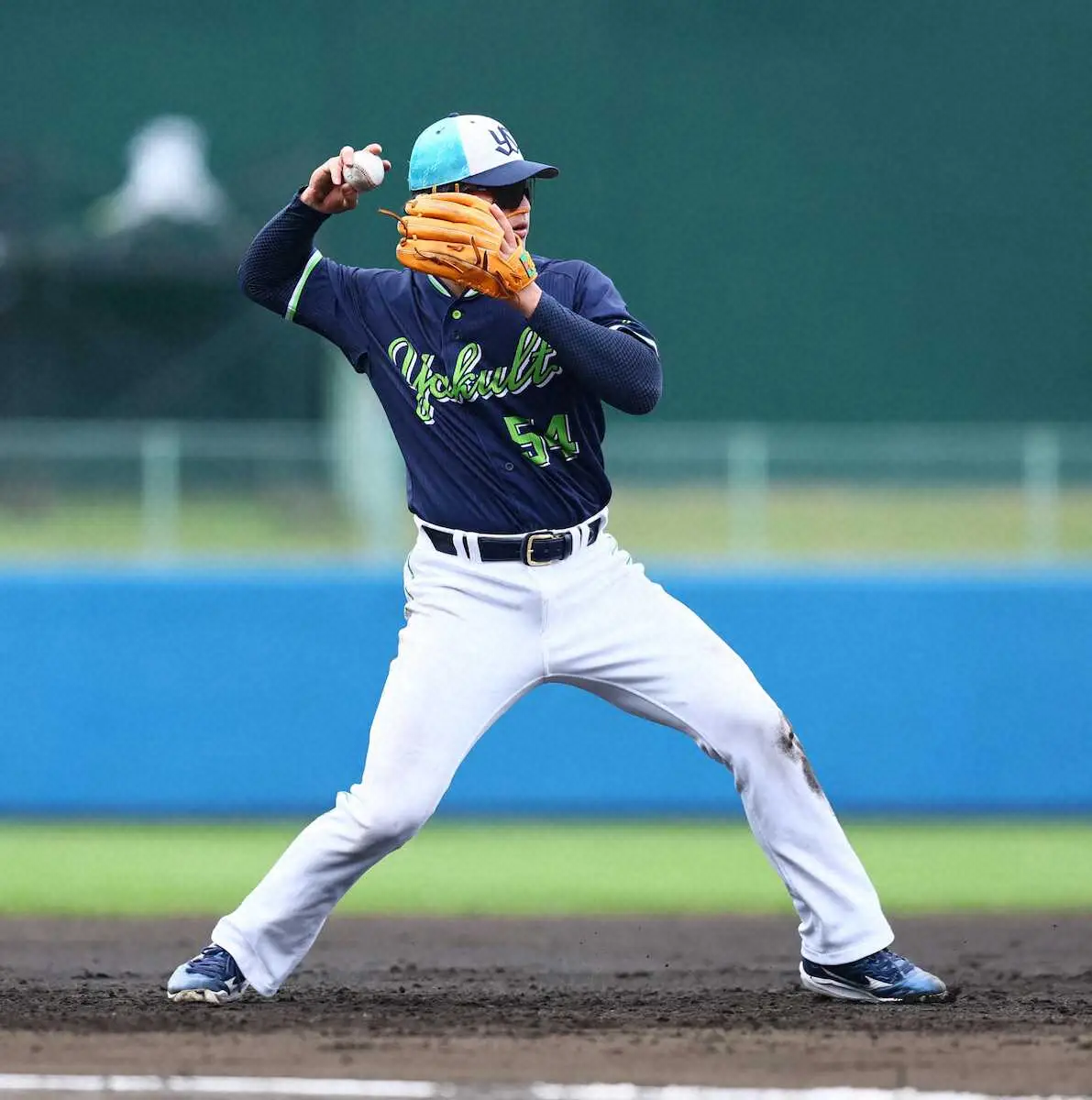 【画像・写真】ヤクルト　内野に故障者続出で高卒2年目の田中陽翔が1軍に緊急昇格　池山監督「構えは村上風」と期待