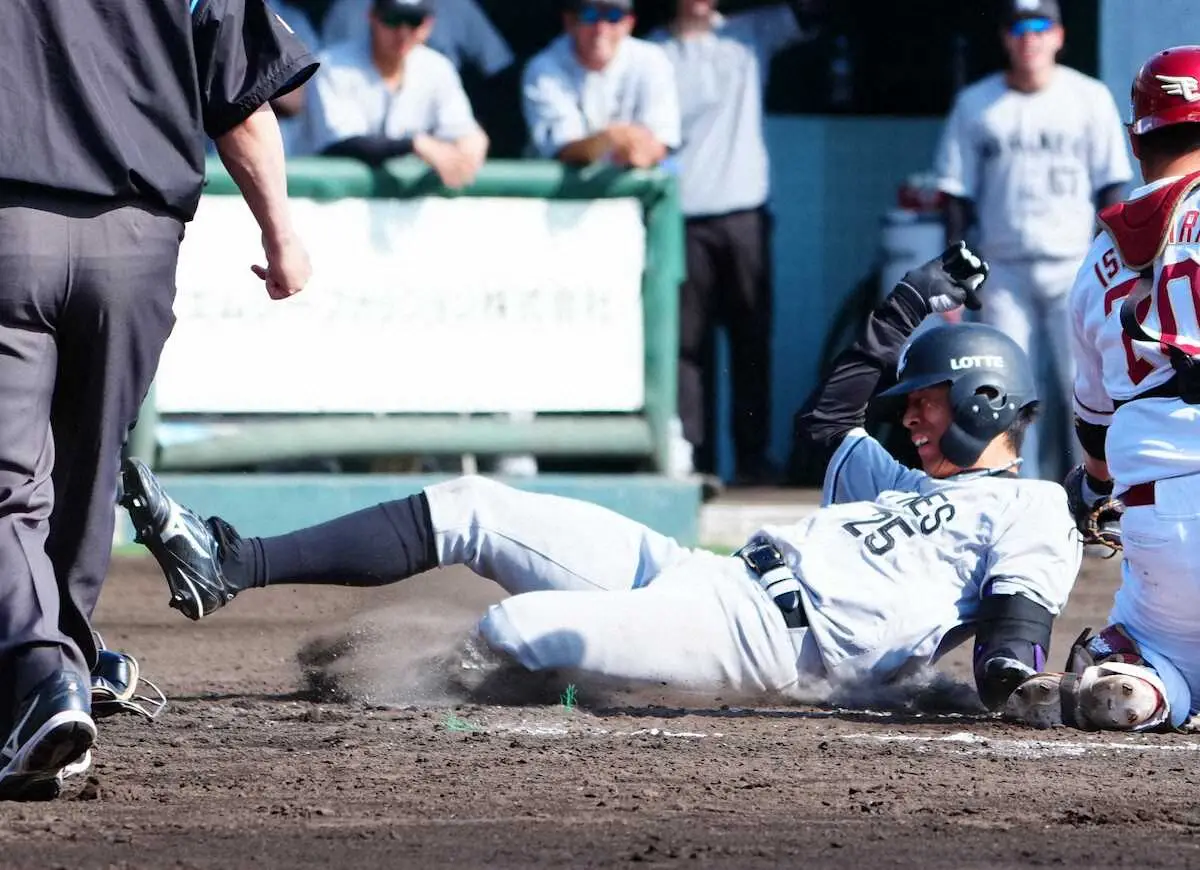 【画像・写真】ロッテ・岡　OP戦12球団1号がランニング本塁打　白星逃すも引き分けでサブロー新監督無敗