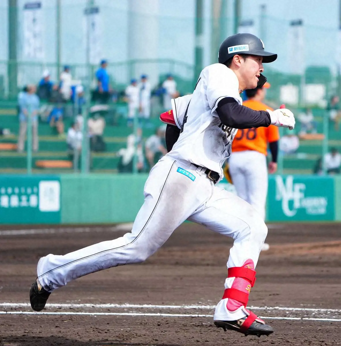 【画像・写真】ロッテ・松石　育成選手唯一1軍キャンプ抜てきに応えた！4安打3打点で大勝に貢献