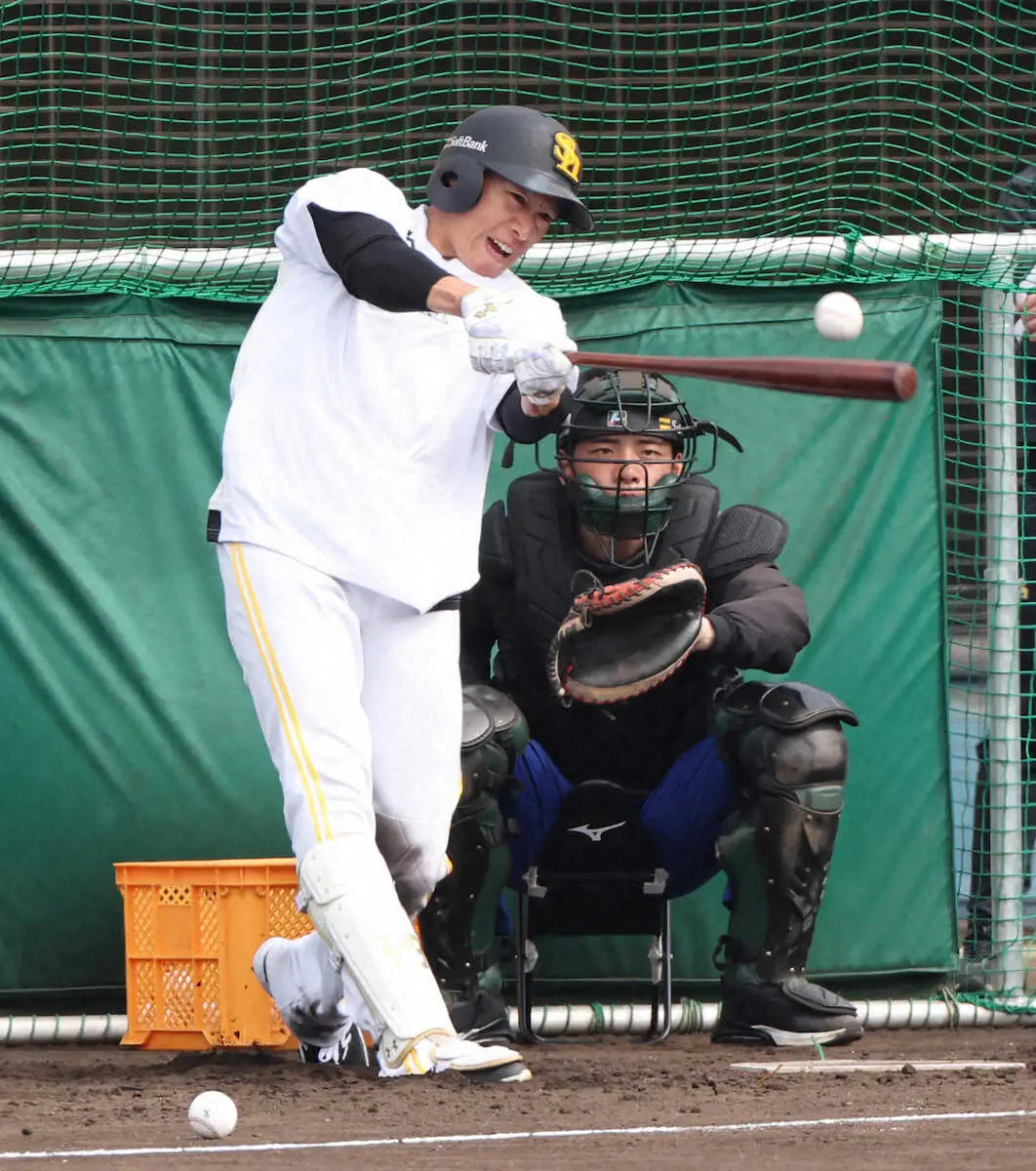 【画像・写真】ソフトバンク柳田　25日からの台湾遠征不参加の意向示す　首が固まって侍ジャパン壮行試合前に帰宿