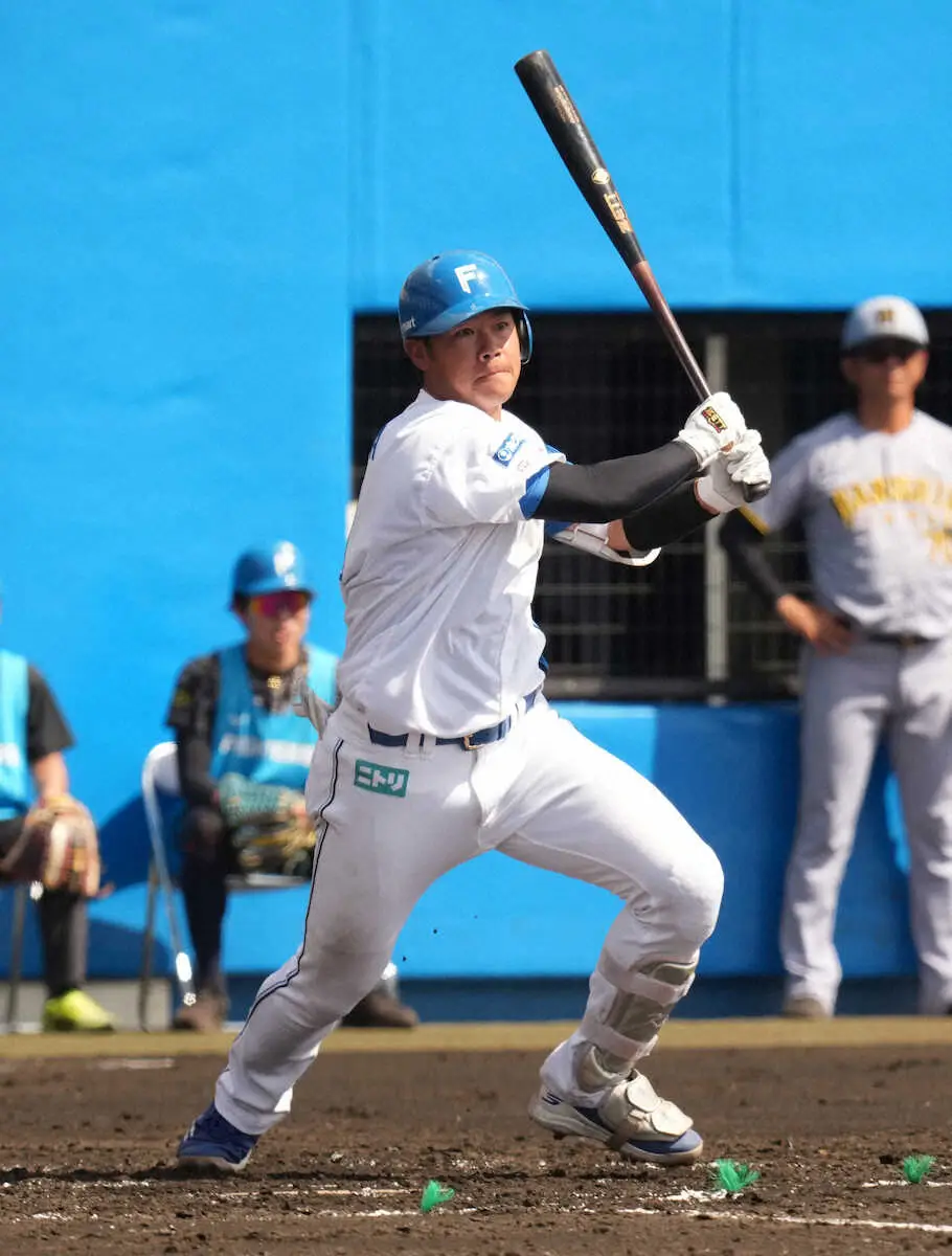 【画像・写真】現ドラ加入2年目の日本ハム吉田が3安打で猛アピール　新庄監督も「今の状態なら開幕スタメン」