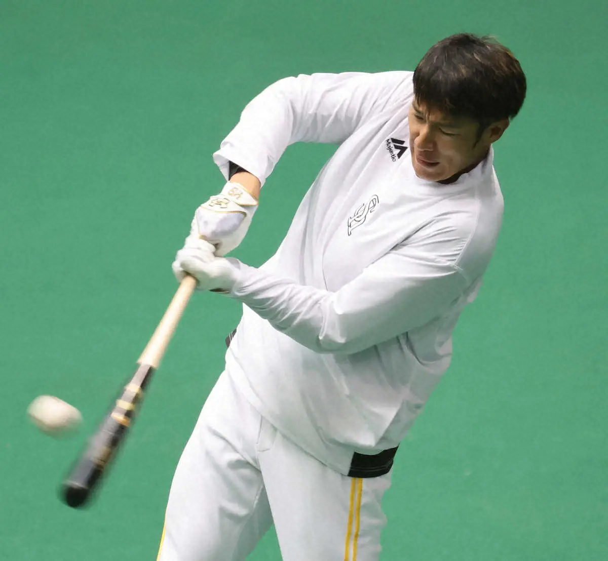 【画像・写真】首痛で台湾遠征不在のソフトバンク柳田悠岐が強振再開　87スイングで通常のシャウト声も戻る