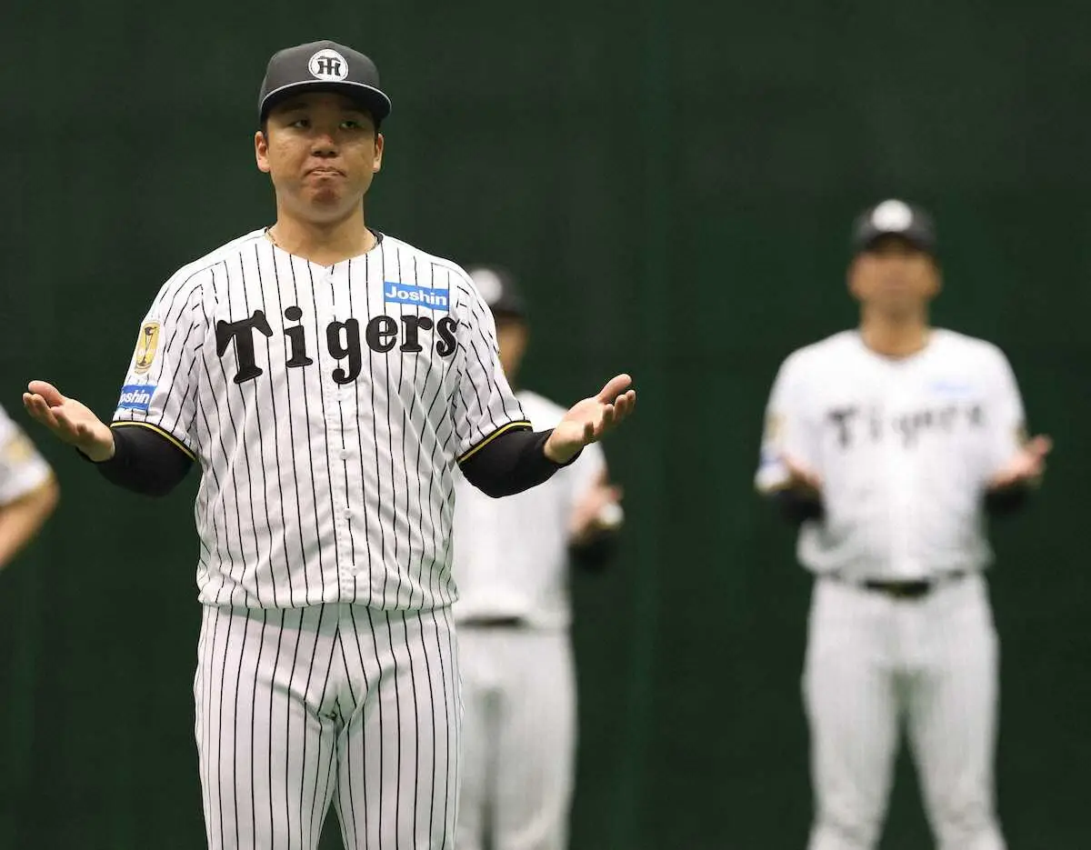 【画像・写真】阪神　連覇に向けたキャンプ打ち上げで、村上頌樹選手会長が「とても充実したキャンプ」と締めのスピーチ