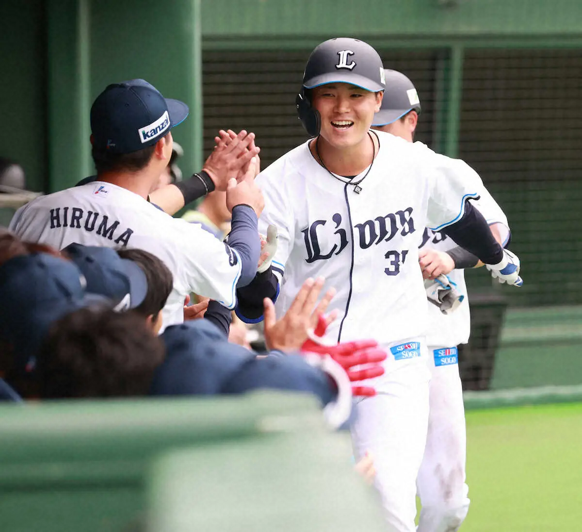 【画像・写真】西武ドラ3・秋山俊が今春チーム第1号　「打った瞬間確信した」