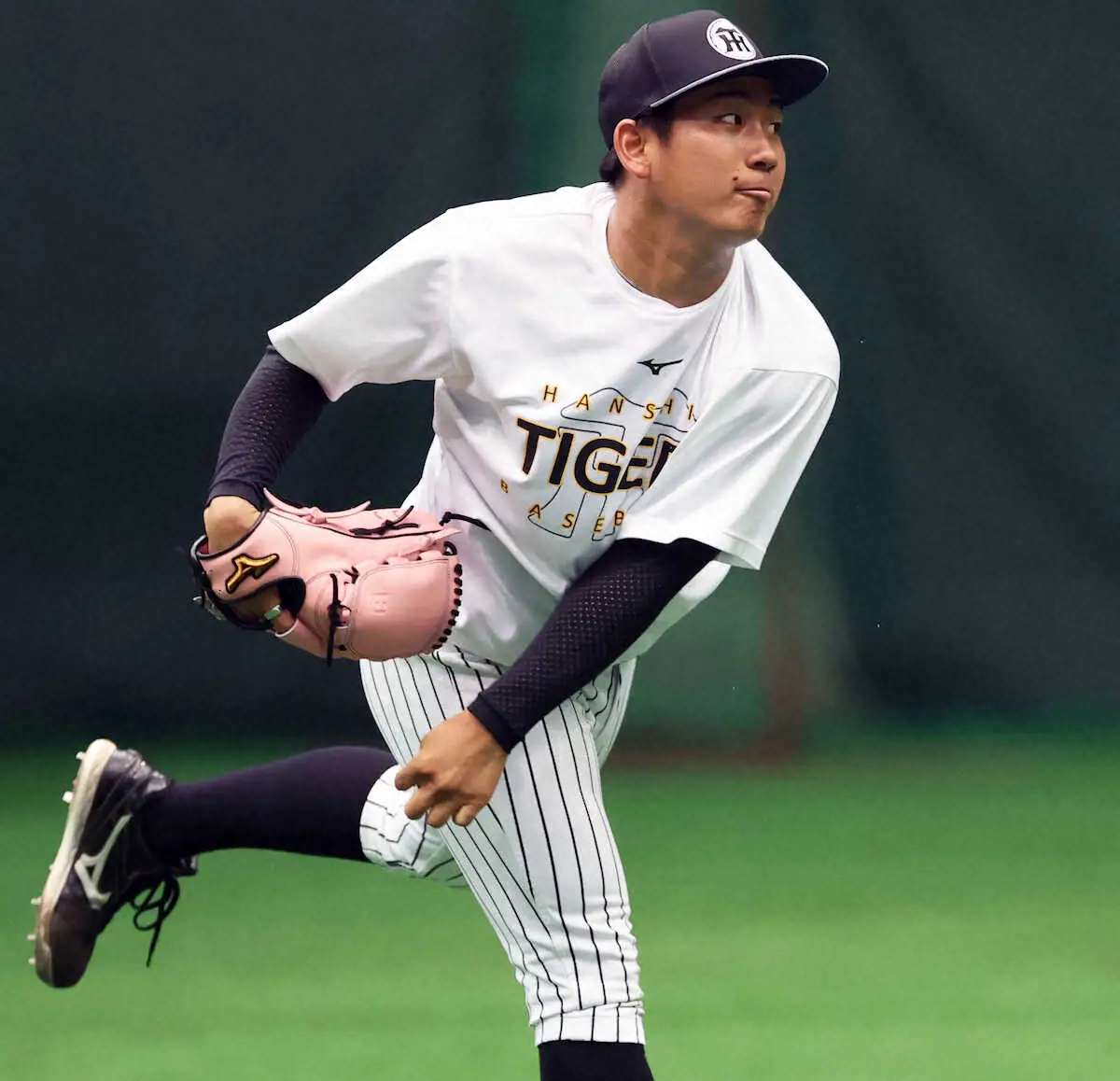 【画像・写真】阪神・伊原陵人　チームトップの投げ込みでキャンプMVP「光栄だけど、実力はまだまだ足りない」