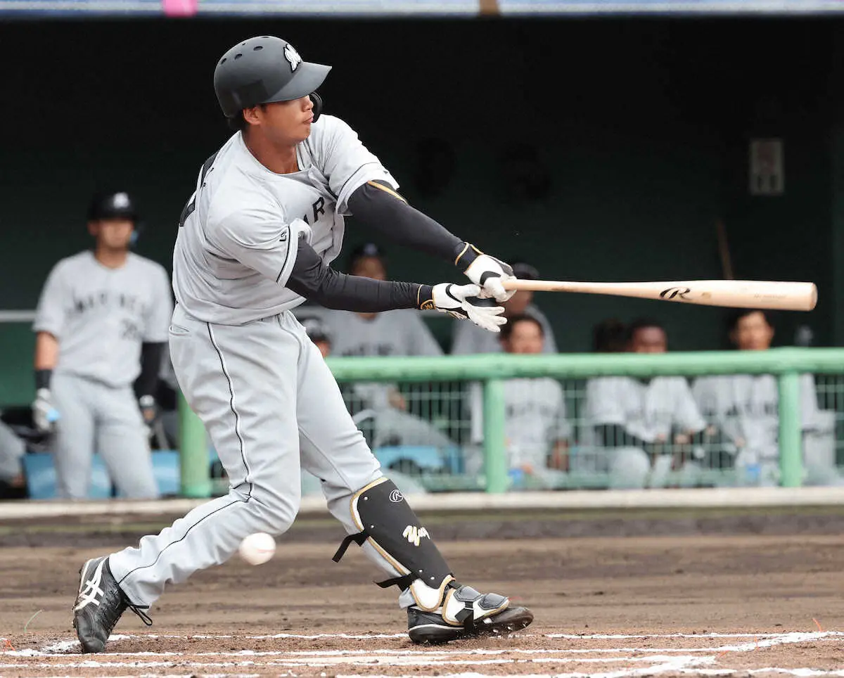 【画像・写真】ロッテ・ドラ4桜井“1軍デビュー”2打席凡退も「楽しかった」サブロー監督「ええバッターになる」