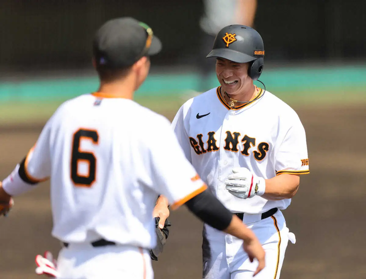 【画像・写真】巨人・松本剛　FA加入後初安打だ！V打だ！　「焦りはなかった」内野の“穴”狙い撃ち