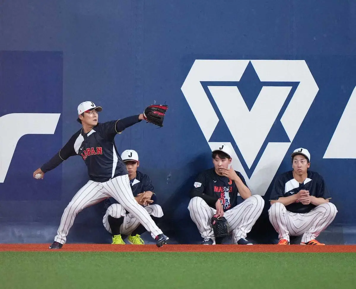 【画像・写真】【侍ジャパン】山本由伸　京セラ“凱旋”にファン「おかえりなさーい！」　大勢ら見守る前でキャッチボール