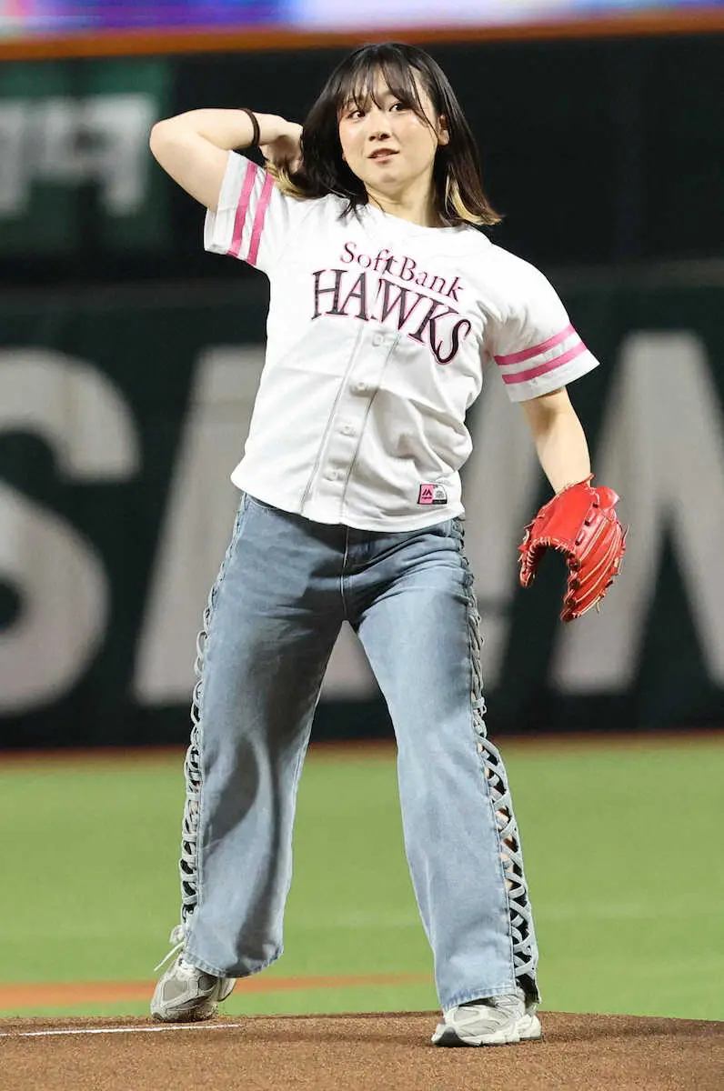 【画像・写真】プロボクサー鈴木なな子、みずほペイペイドームの始球式登板「広すぎて逆に緊張しなかった」