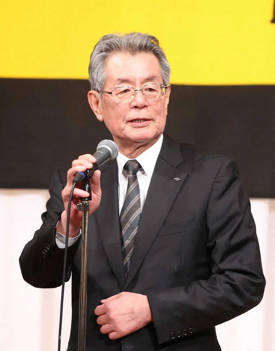 【画像・写真】阪神　秦雅夫球団オーナー　激励会で異例の号令「全員で競い合って、新たなチームに進化してほしい」
