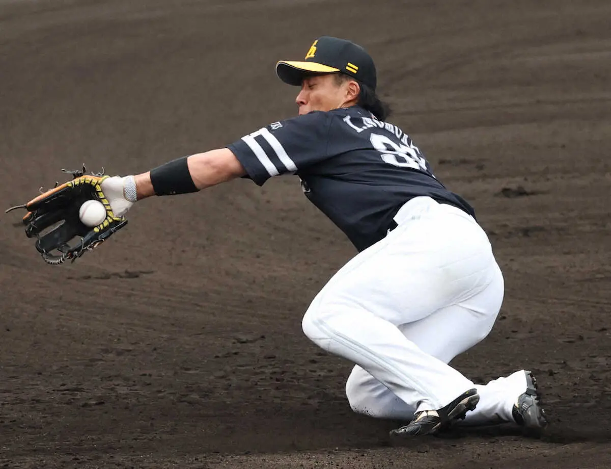 【画像・写真】ソフトバンク　野村勇が甲子園で再び“村上撃ち”攻守で存在感を示した
