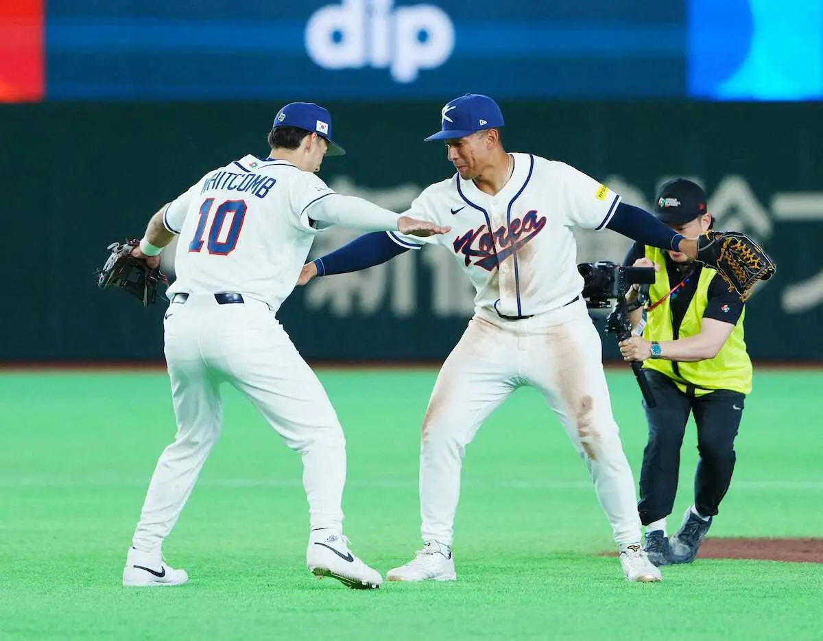 【画像・写真】【WBC】韓国“飛行機ポーズ”出た！　込められた意味とは？　金慧成が侍伊藤大海から豪快一発