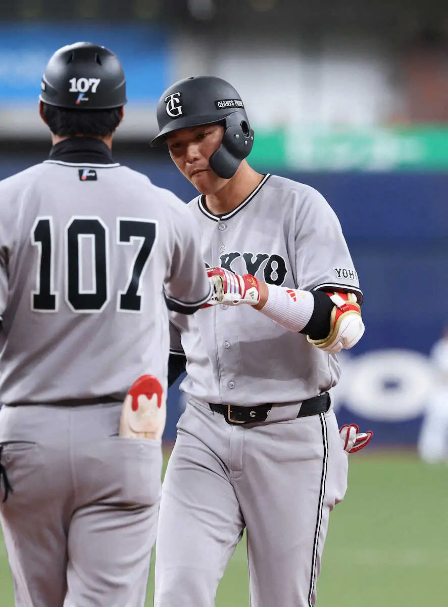 【画像・写真】巨人・坂本勇人が4試合連続安打　佐々木も好調維持