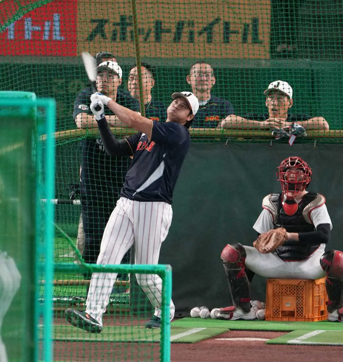 【画像・写真】大谷翔平　準々決勝進出祝うファンに驚弾“お返し”豪州選手も見学「Wow！」異例3日連続フリー打撃騒然