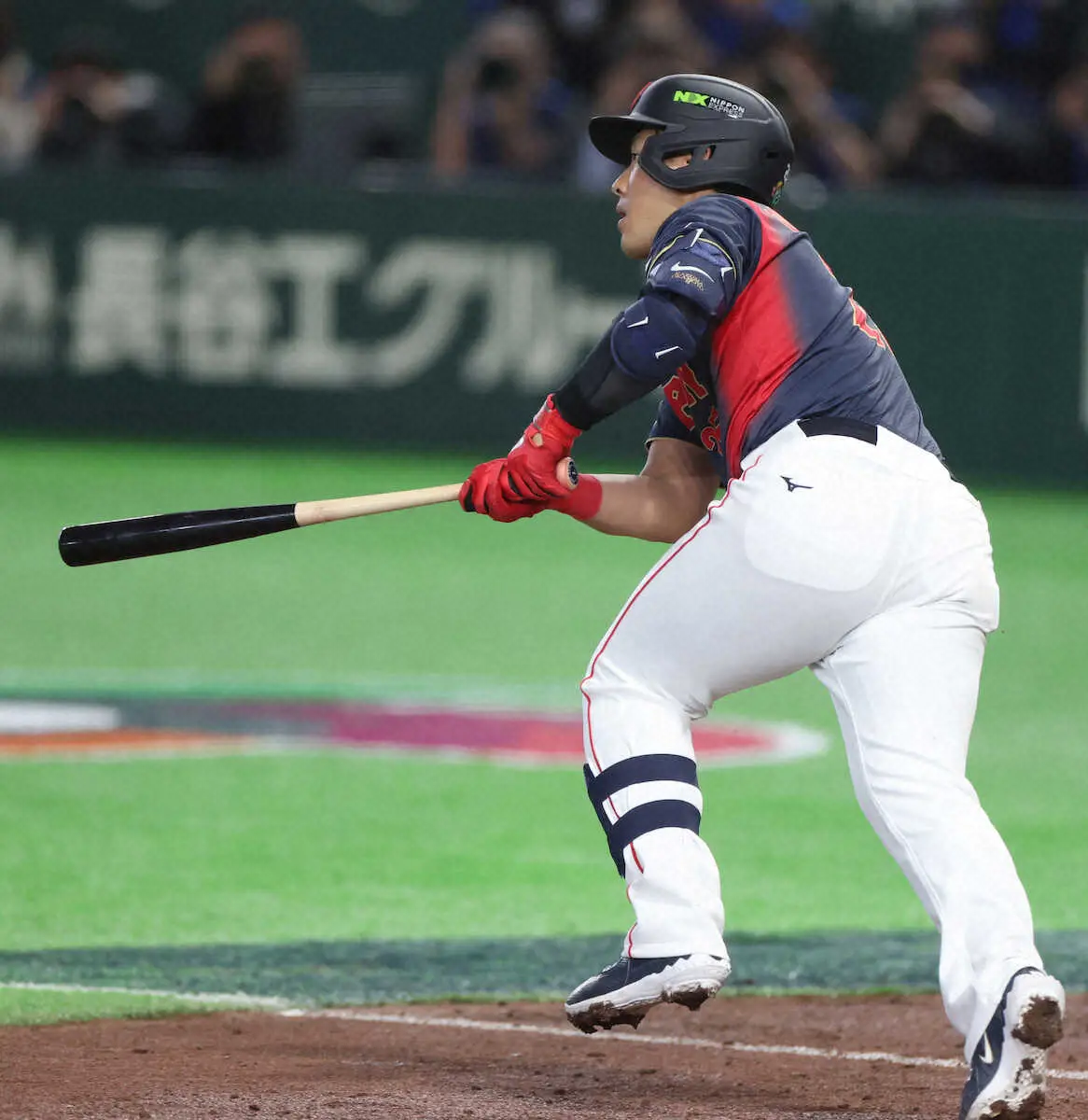 【画像・写真】【侍ジャパン】岡本和真　好守で先輩・菅野智之を援護「懐かしい気持ちで守ってました」声出しでは…