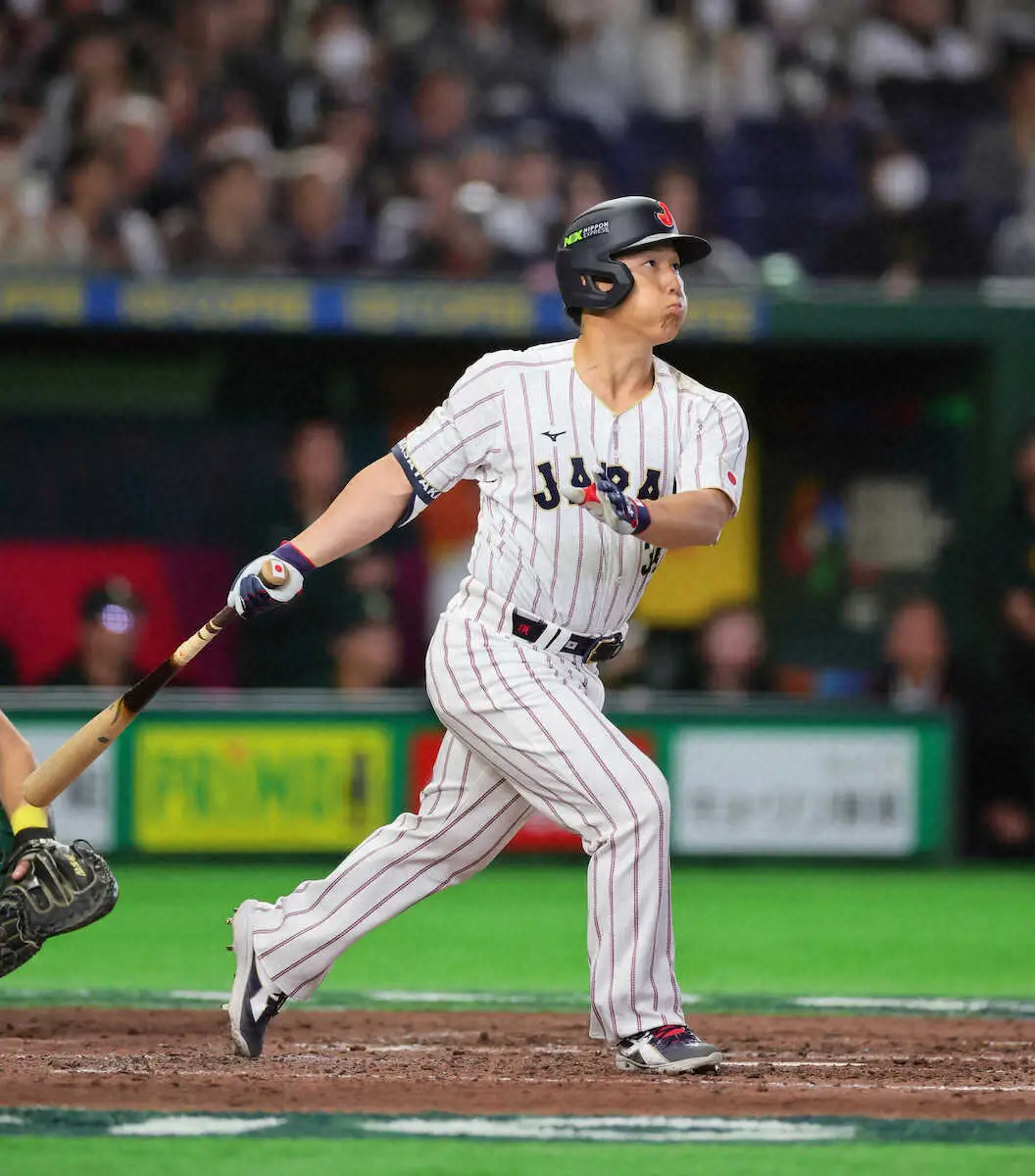 【画像・写真】【侍ジャパン】吉田正尚が天覧V弾　球史に刻むミスターと同じ「9時10分」に逆転呼んだ