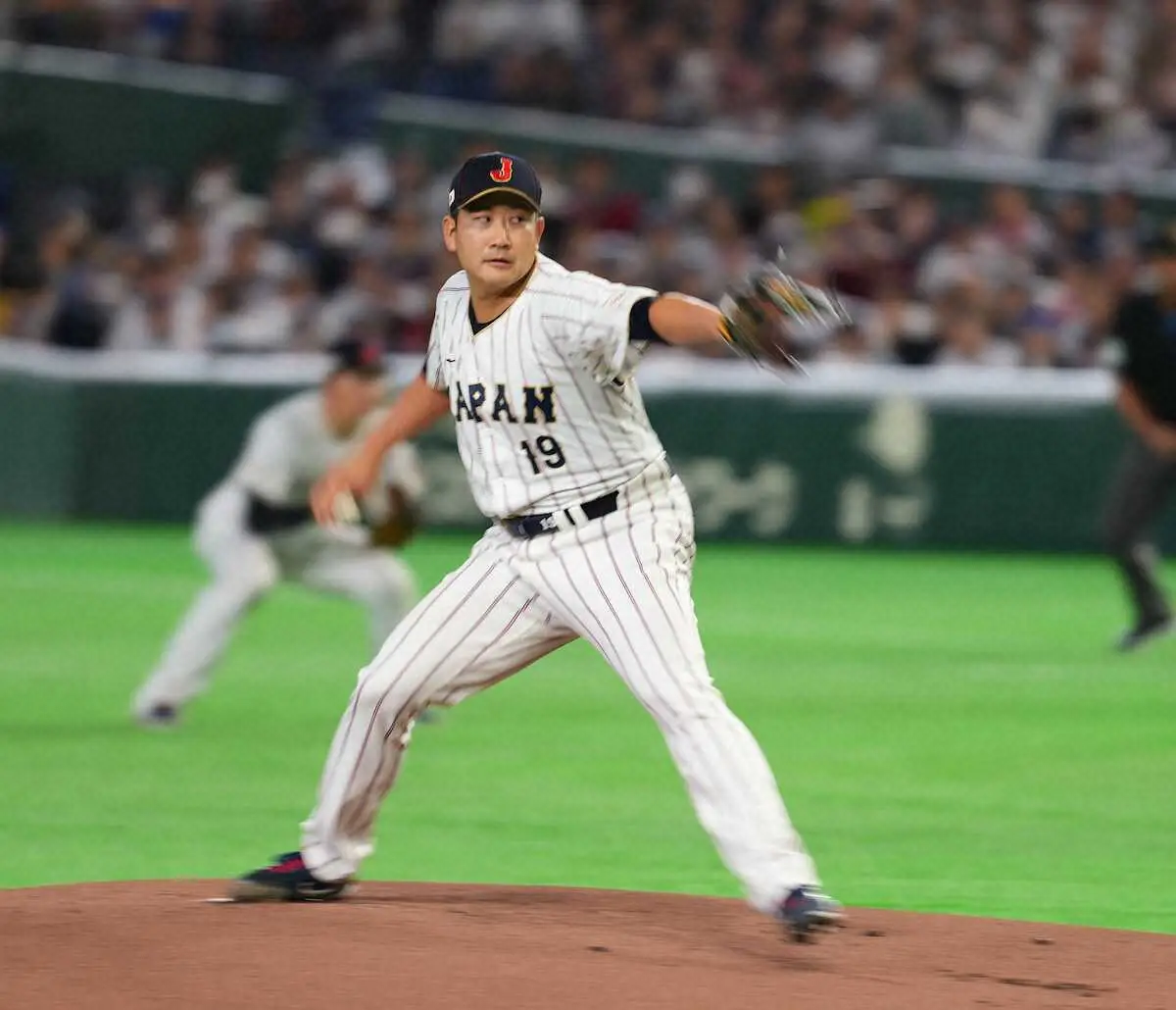 【画像・写真】【侍ジャパン】菅野の「伴走者」巨人・久保コーチも期待「野球界の伝道師になれ」メジャー移籍後も助言