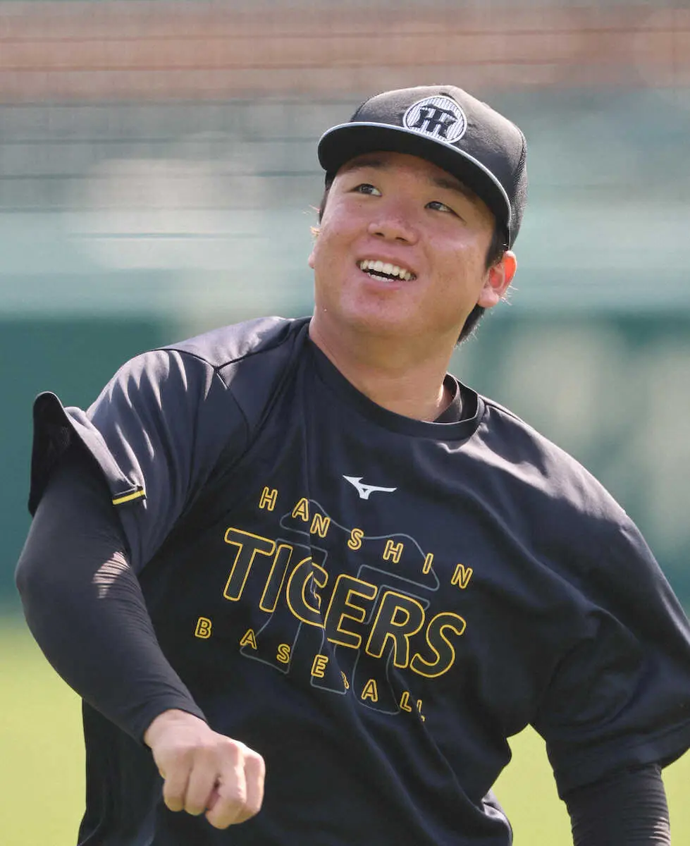 【画像・写真】阪神・村上頌樹　開幕戦の巨人を警戒　「岡本さんが抜けて競争も激しい」　新戦力をしっかりチェックだ