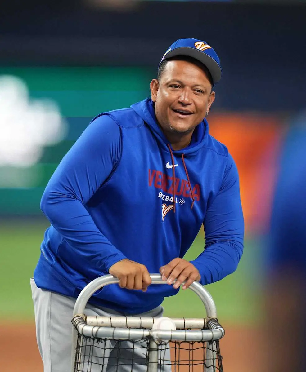 【画像・写真】【侍ジャパン】大谷　ベネズエラ・カブレラコーチと粋な“場外対決”