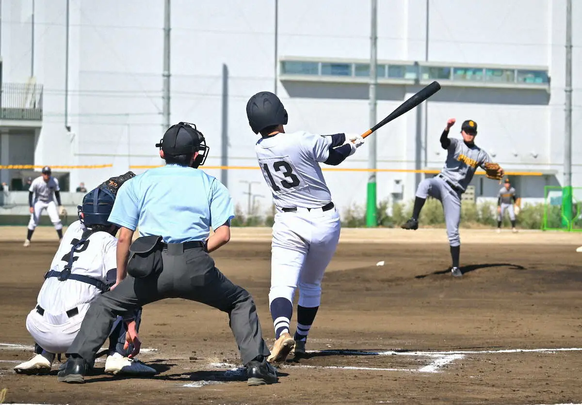 【画像・写真】高校野球のDH制全国の初日初打席で本塁打！東京の偏差値70の進学校・海城が「6番・DH」で起用