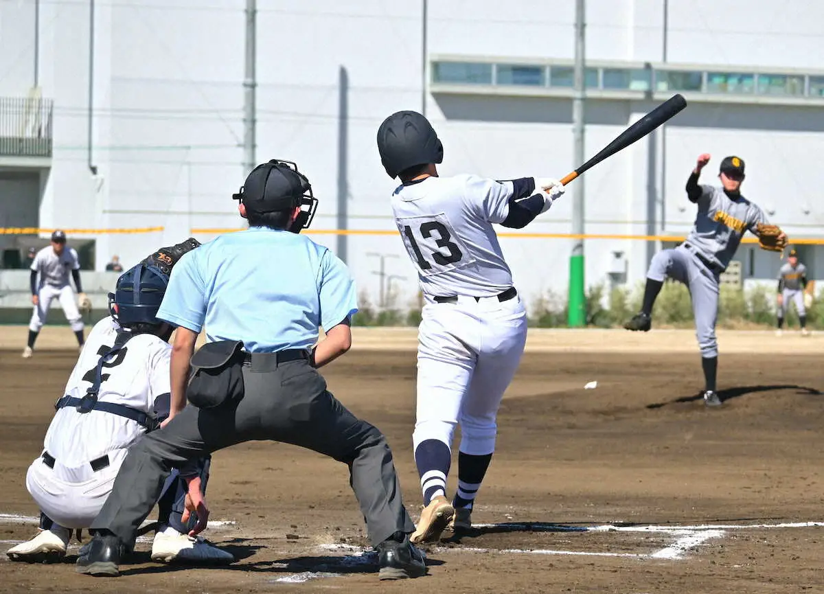 【画像・写真】高校野球DH制導入の初日、初打席で海城「守備が苦手な」西川が本塁打「準備長く打ちやすい」と好感触
