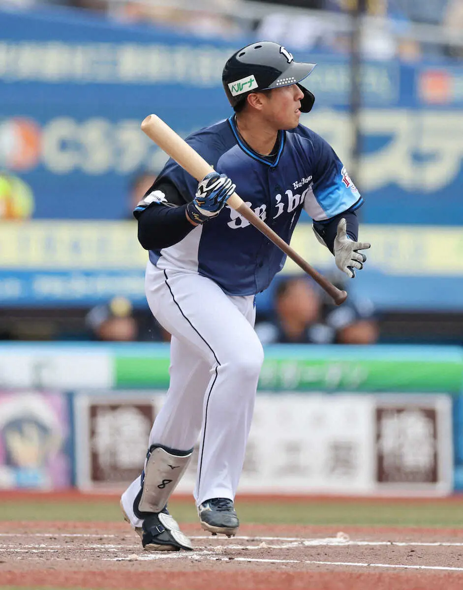 【画像・写真】西武2年目の渡部　開幕4番アピール弾！ネビンが調整遅れで西口監督「可能性もある」