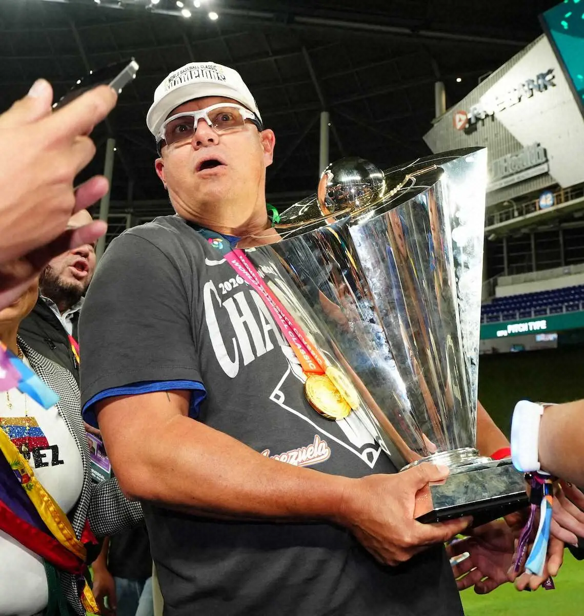 【画像・写真】【WBC】ベネズエラ初優勝！ロペス監督「“チャンピオンとして座る自分”をずっと思い描いていた」