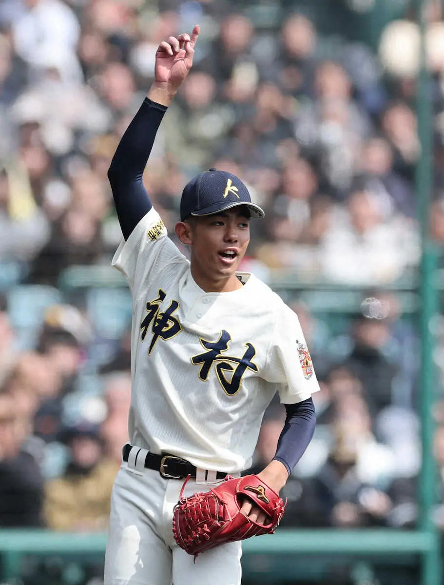 【画像・写真】【センバツ】神村学園が昨春王者・横浜に完勝　エース・龍頭が無四球完封　9回2死満塁しのぎ雄叫び