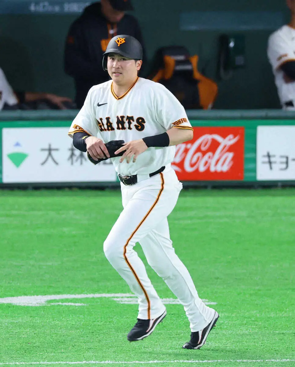 【画像・写真】巨人・泉口友汰が1週間ぶりの出場「問題ないです、大丈夫です」