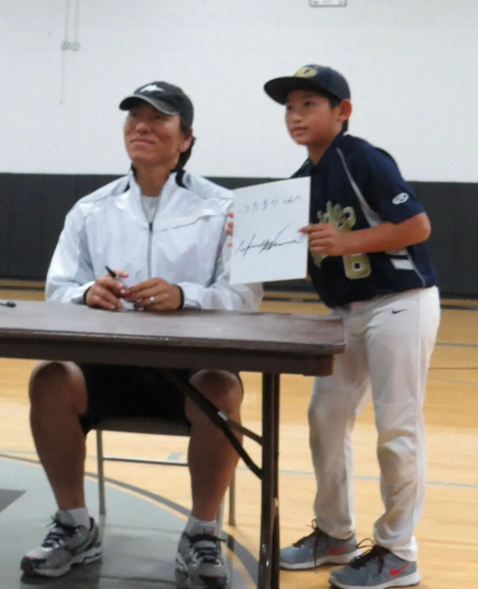 【画像・写真】松井秀喜氏　小学生の時に野球教室参加のカブスマイナー契約選手にエール「野球を楽しくなって」