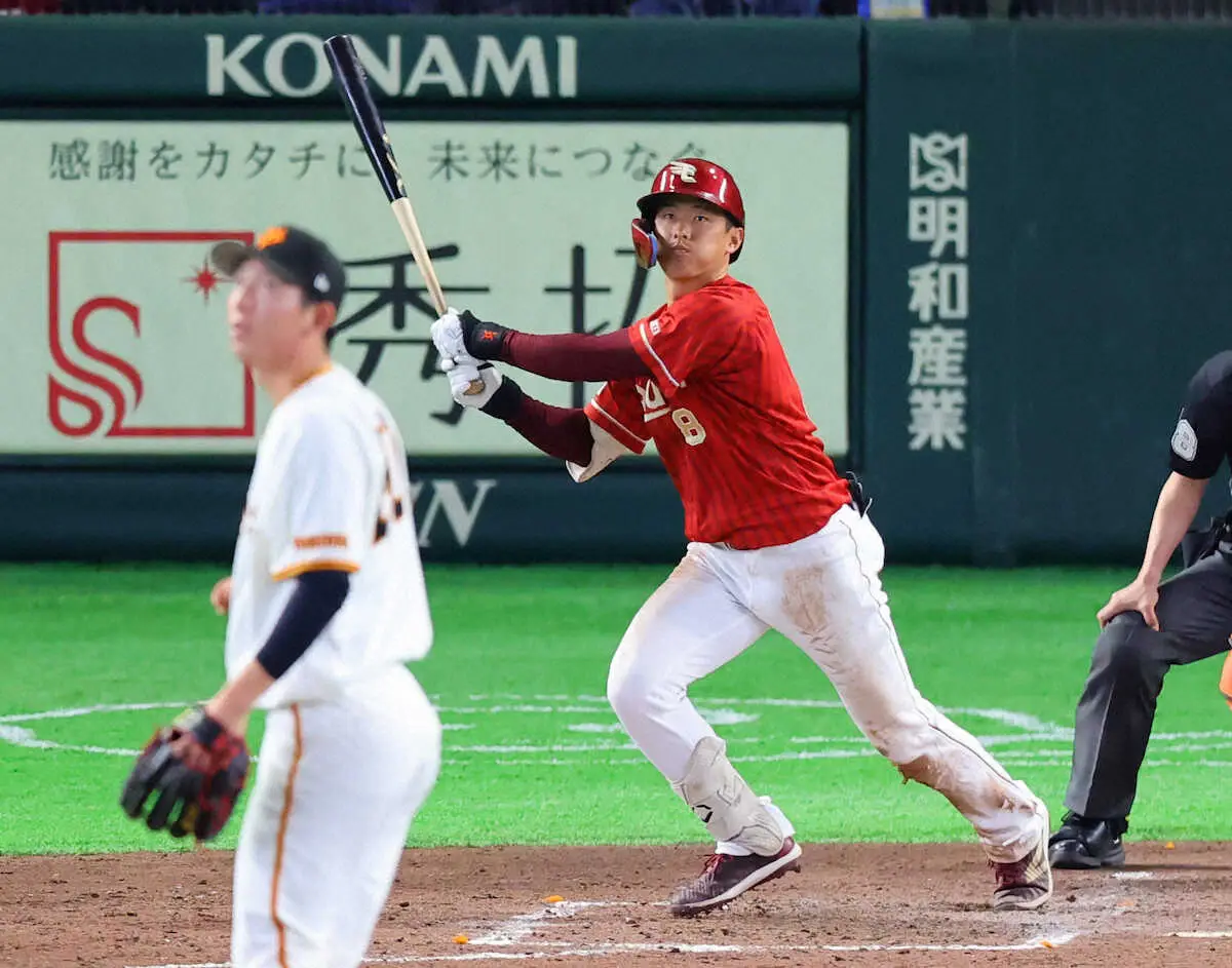 【画像・写真】楽天・辰己涼介　1軍復帰戦で3安打2打点1盗塁「元気な姿見せたかった」