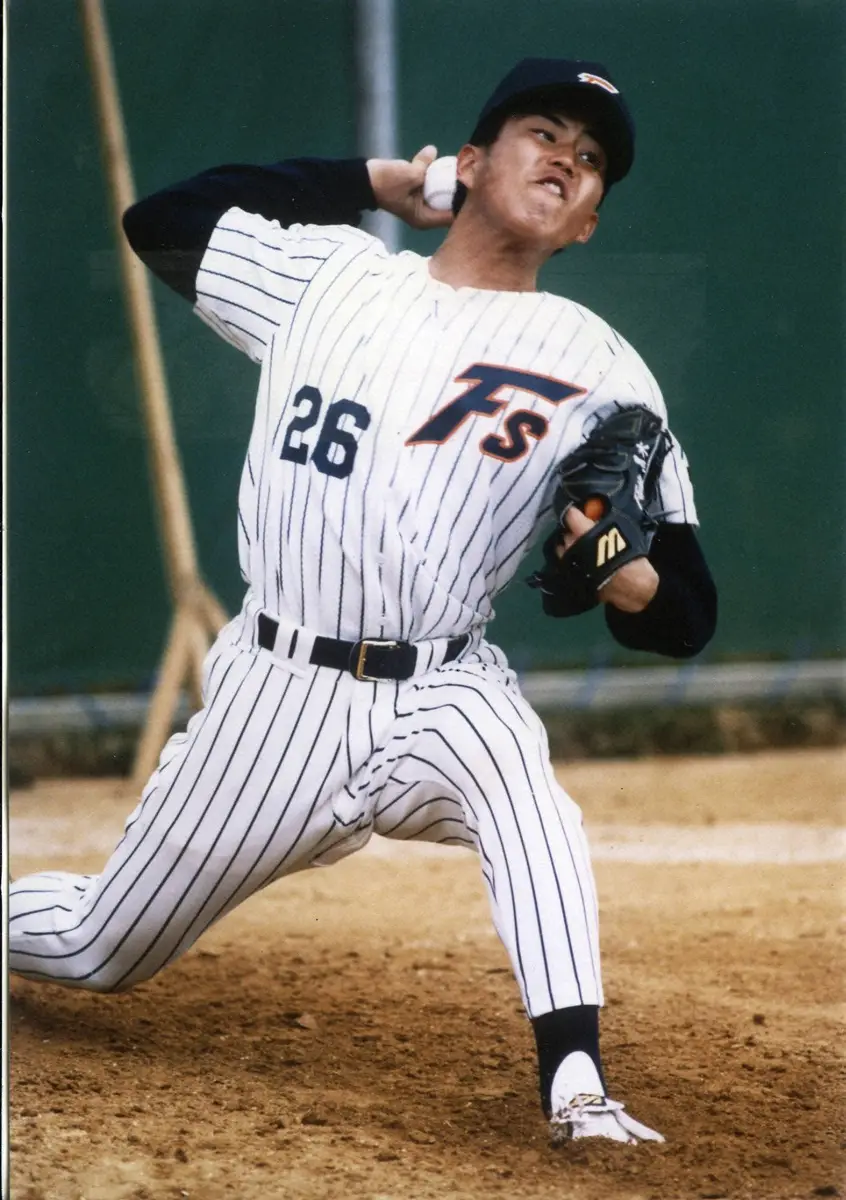 【画像・写真】【センバツ】高川学園・黒木悠真は代打で凡退　父はプロで通算170試合登板のロッテスカウト・純司さん
