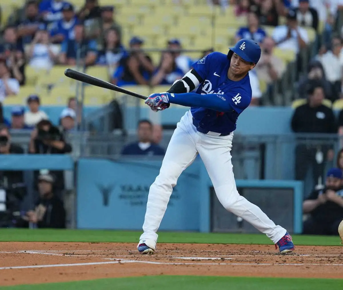 【画像・写真】大谷翔平　第1打席は二ゴロ…左腕の低めスライダー引っかけ凡退　先発・佐々木朗希は初回4失点の大乱調