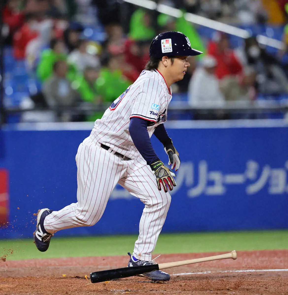 【画像・写真】ヤクルト　前年最下位チームの開幕4連勝は02年阪神以来　先発・小川は粘投で初勝利　打っても適時打
