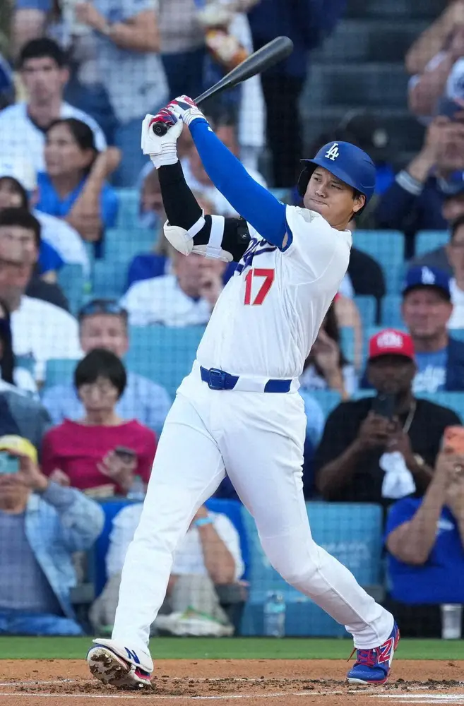 【画像・写真】大谷翔平　第1打席は四球選び自己新37試合連続出塁　試合前には異例の屋外フリー打撃実施