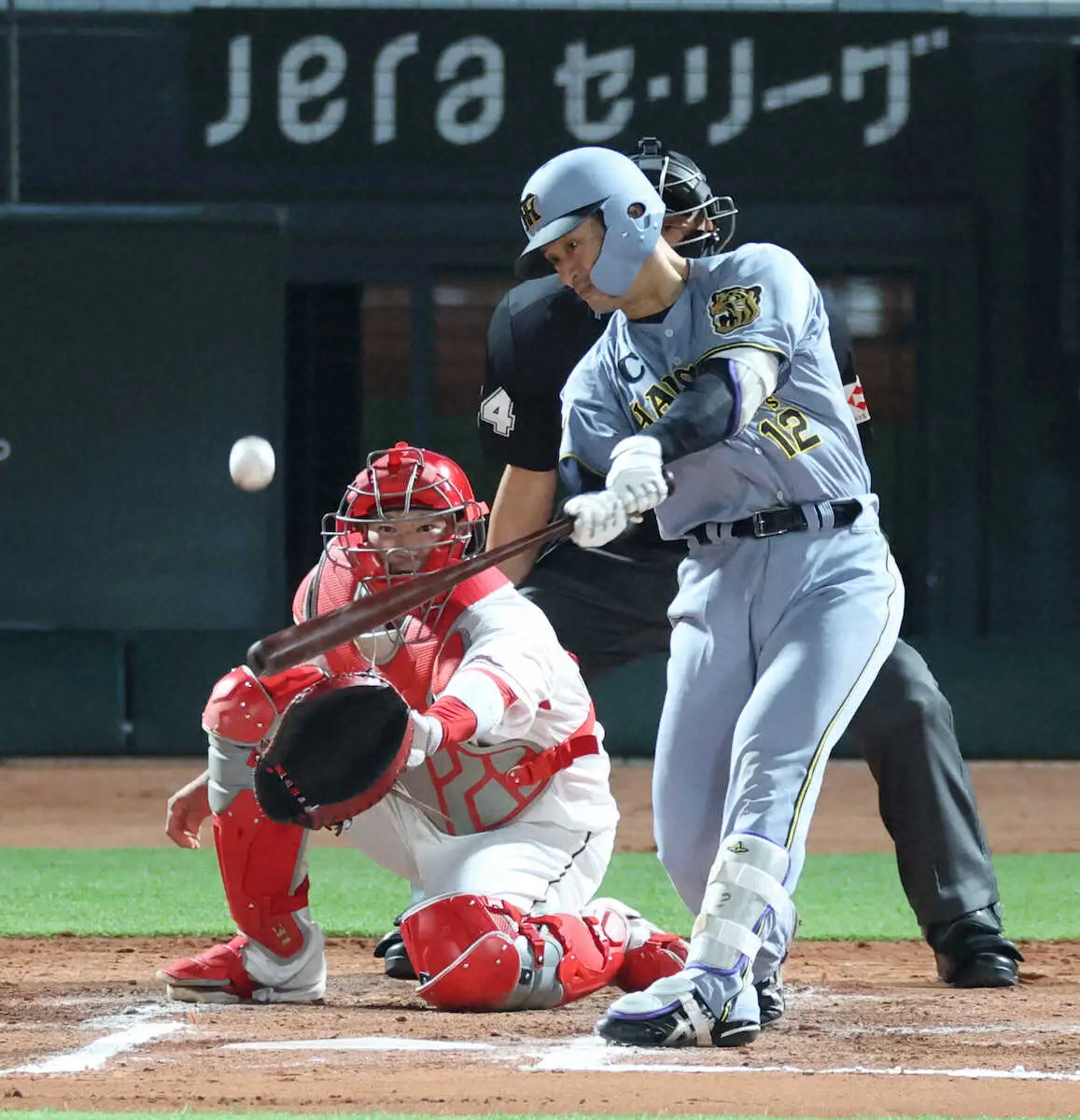 【画像・写真】阪神・坂本誠志郎　村上と名コンビ健在!!　好リード&価値ある犠飛で今季初勝利へ導いた