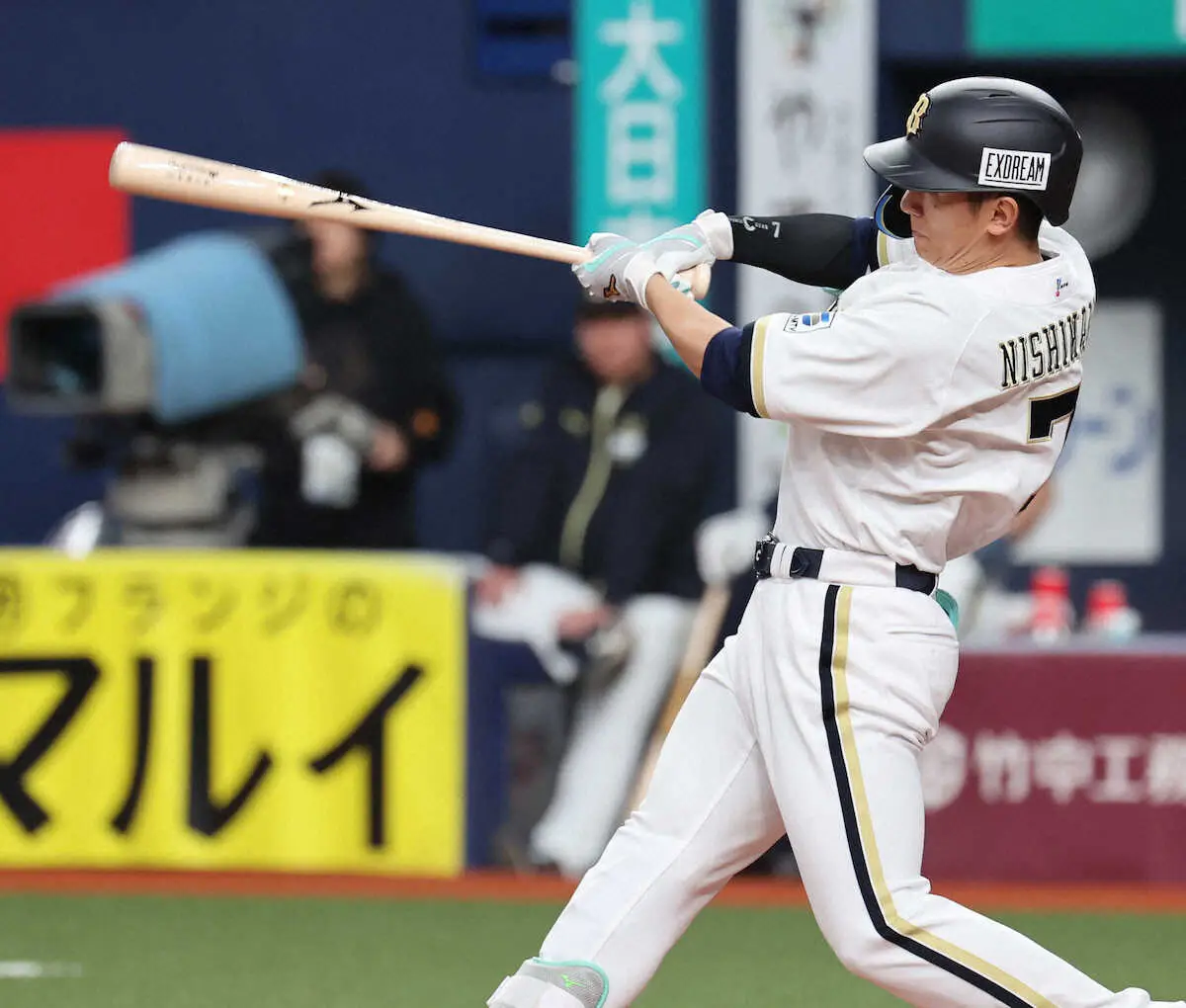 オリックス西川龍馬が先制2点二塁打 「無心で打ちました」 - スポニチ