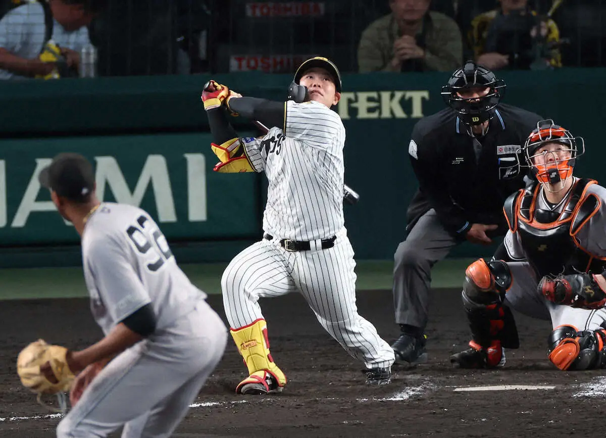 【画像・写真】阪神・嶋村麟士朗　代打でプロ初出場、プロ初安打はお預けも“いいね”初球からフルスイング