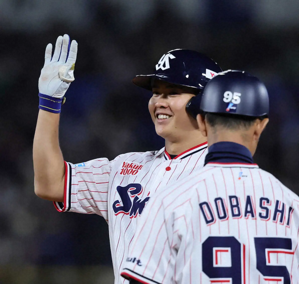 【画像・写真】ヤクルト・松本健が投打で活躍　プロ初安打など「自分でも信じられない」2安打＆6回無失点で2勝目